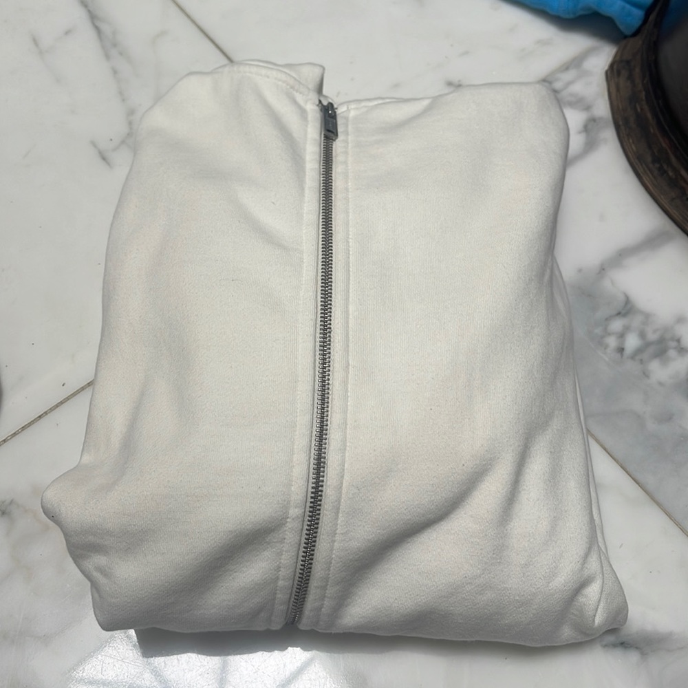 Brandy Melville oversized hoodie never worn